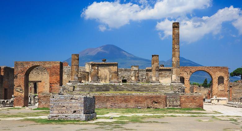 Day Tour Of Pompei Herculanum And Vesuvio Pompeii Limo